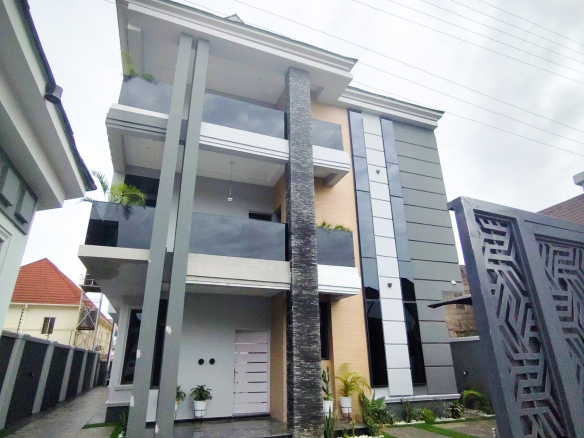 330m Apo Res. Road 9 11 min