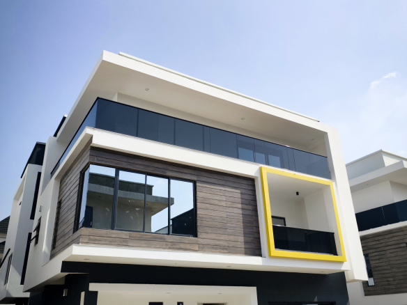 front view of Guzape building