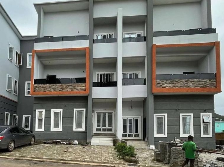 4-Bedroom Terrace Duplex with BQ in Kukwaba