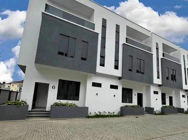 4-Bedroom Terrace Duplex with BQ for Sale – Corner & Middle Units Available!