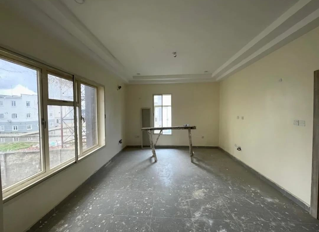5-Bedroom Detached Duplex with BQ for Sale in Dawaki