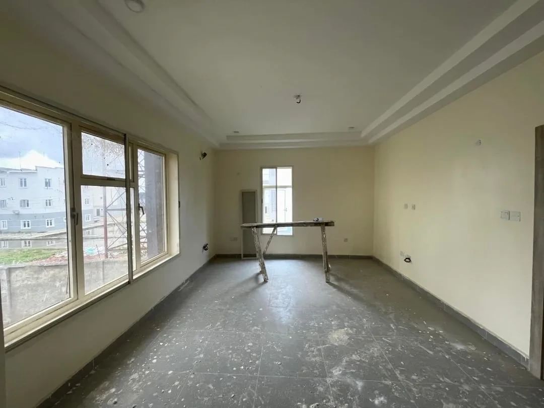 5-Bedroom Detached Duplex with BQ for Sale in Dawaki