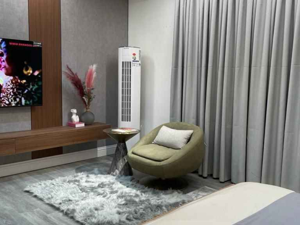 57809237649455683581 1