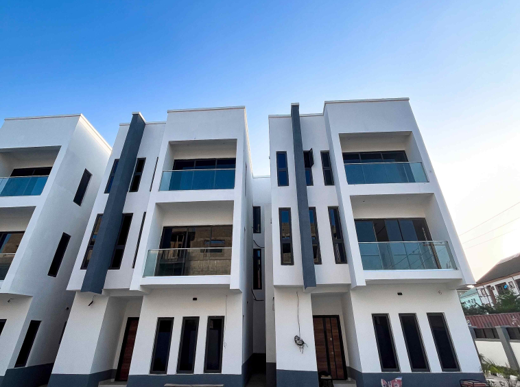 Jahi Terrace 300m 1 1 1