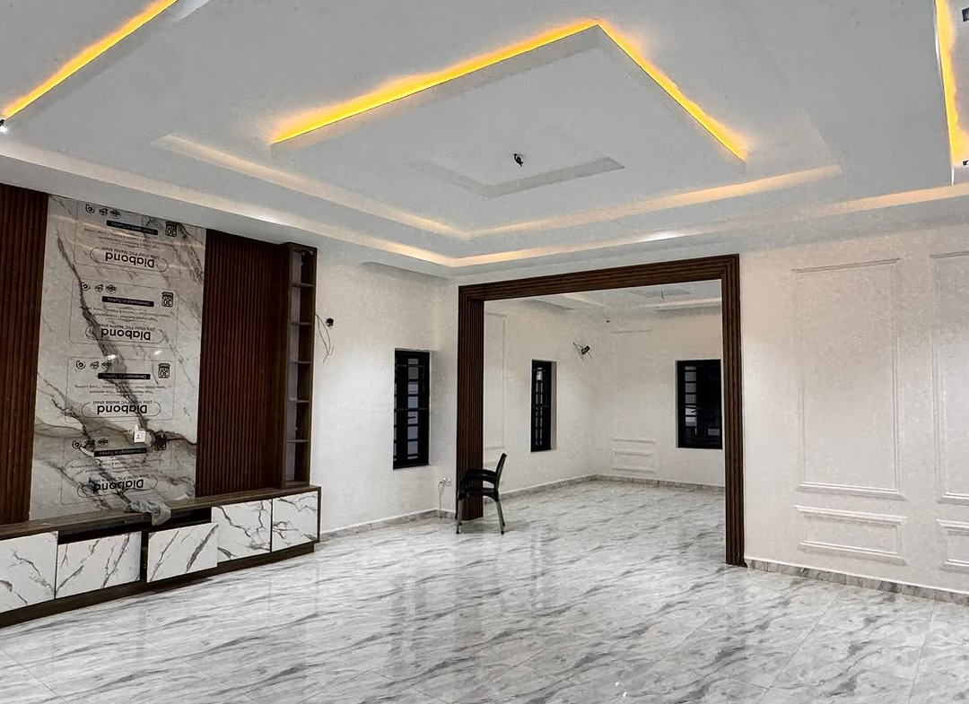 For Sale: Luxury 5-Bedroom Detached Duplex in Idu, Abuja | ₦270M siting one 1