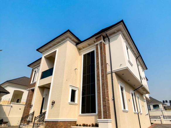 Karsana 5 bed Mab 450m 1