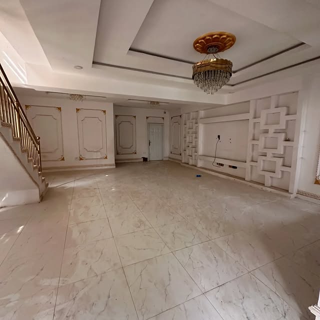4-Bedroom Terraced Duplex with BQ for Sale in Jabi Mbora For N155M sitting room2
