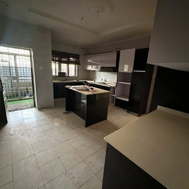 4-Bedroom Terraced Duplex with BQ for Sale in Jabi Mbora For N155M kitchen