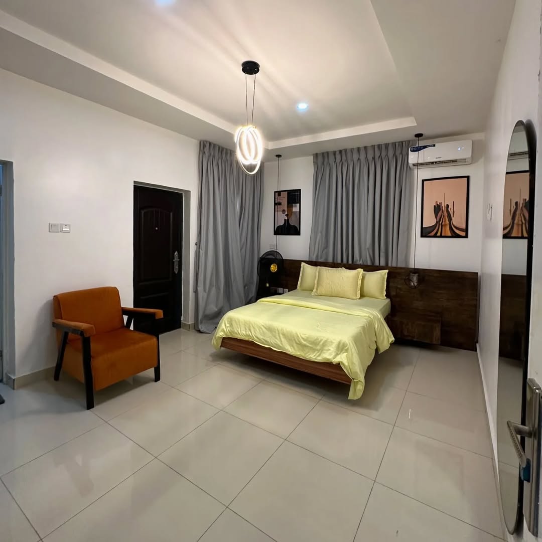 Stylishly Furnished 2-Bedroom Apartment in Prime Jahi Gilmore Location bedroom 1
