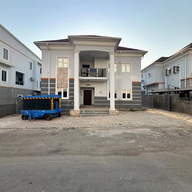 4 Bedroom Detached Duplex with BQ in Serene Jabi Mbora Estate For 250M (Ref 00012) front view