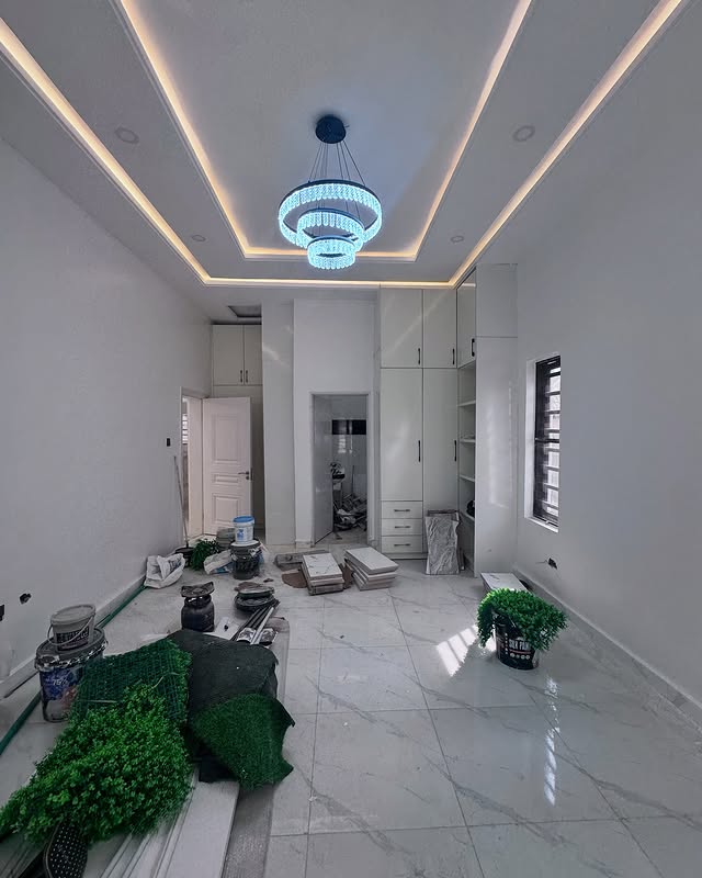 3 Bedroom Bungalow in Lokogoma District, Abuja For 155M (Ref No: 00001) ensuite room 1