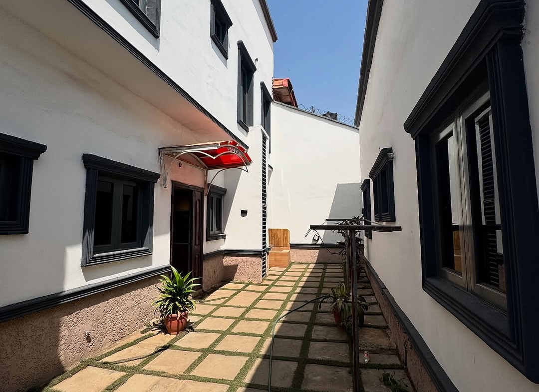 Beautiful Furnished 4 bedroom in Gwarinpa for 300M + Boys Quarters