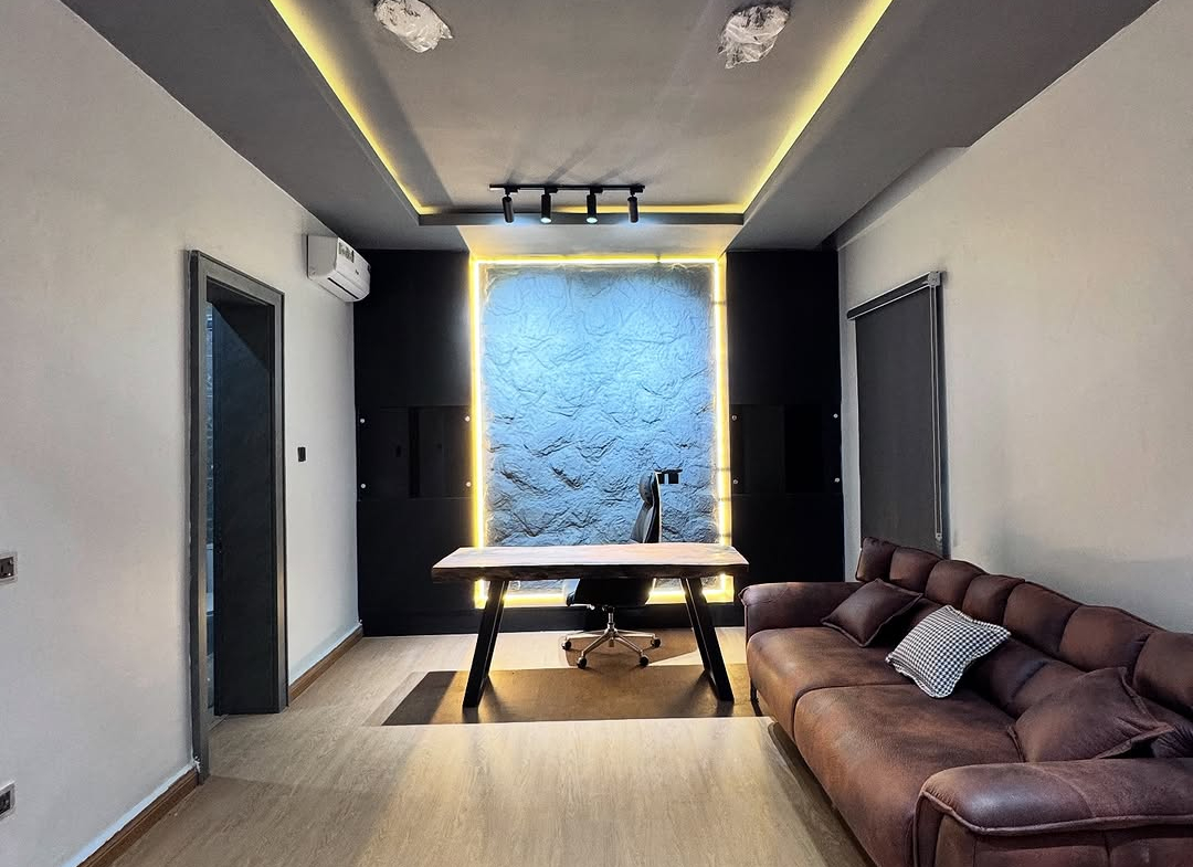 5 Bedroom Duplex for Sale in Guzape (Ref: 00041) office
