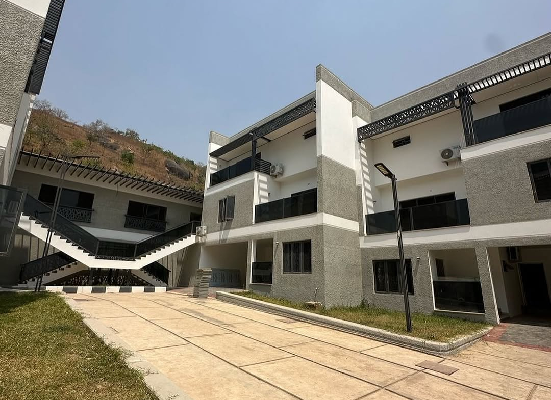 4 Bedroom Terrace Duplex for Sale in Katampe Extension (Ref: 00042) front view