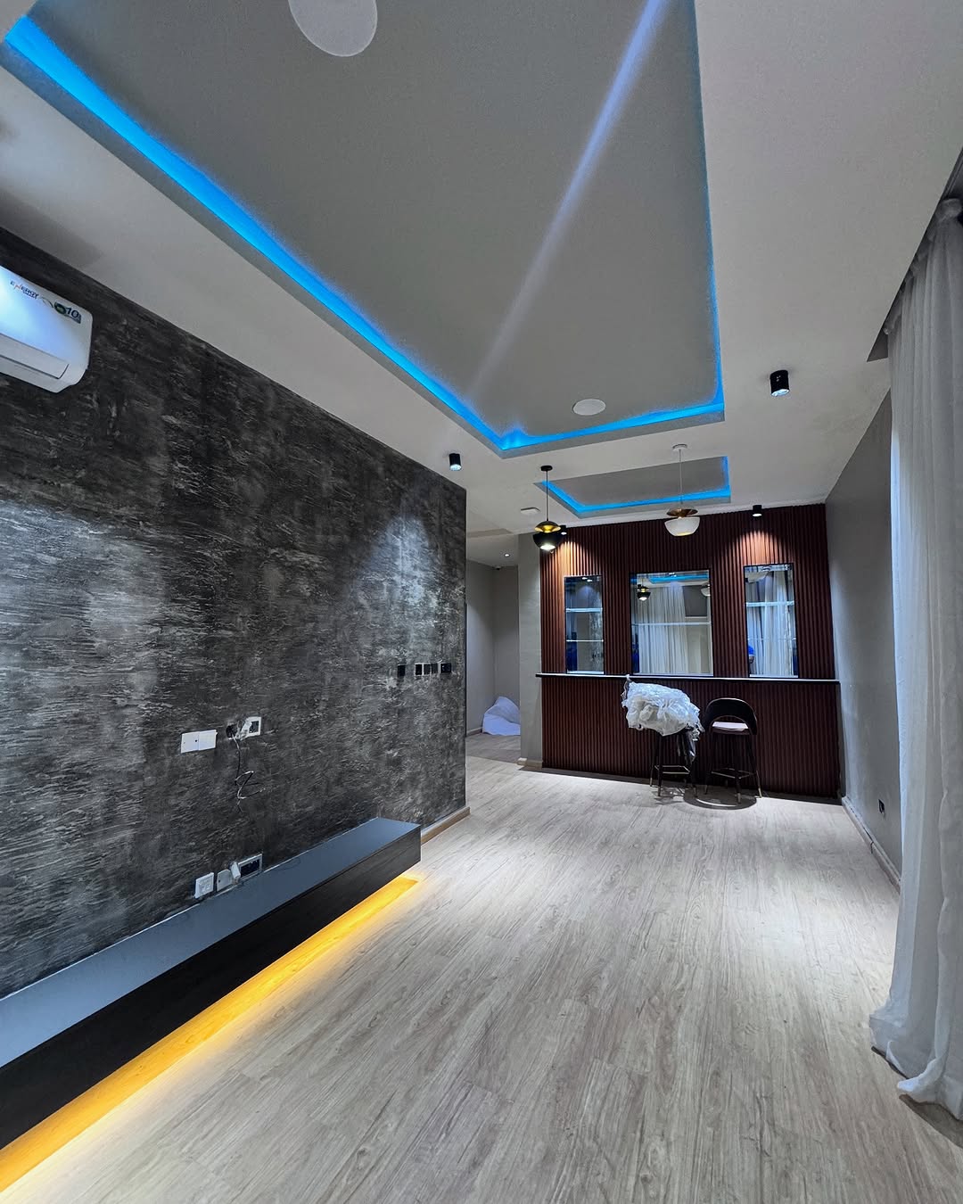 5 Bedroom Duplex for Sale in Guzape (Ref: 00041) lobby