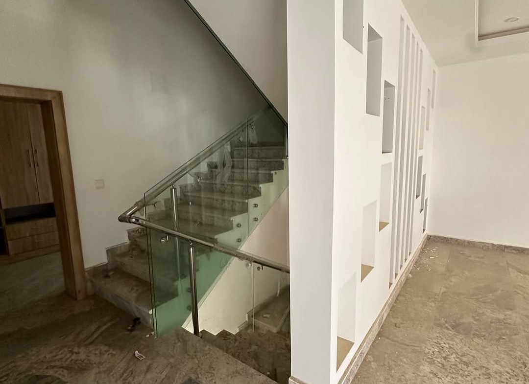 4 Bedroom Terrace Duplex for Sale in Katampe Extension (Ref: 00042) staircase