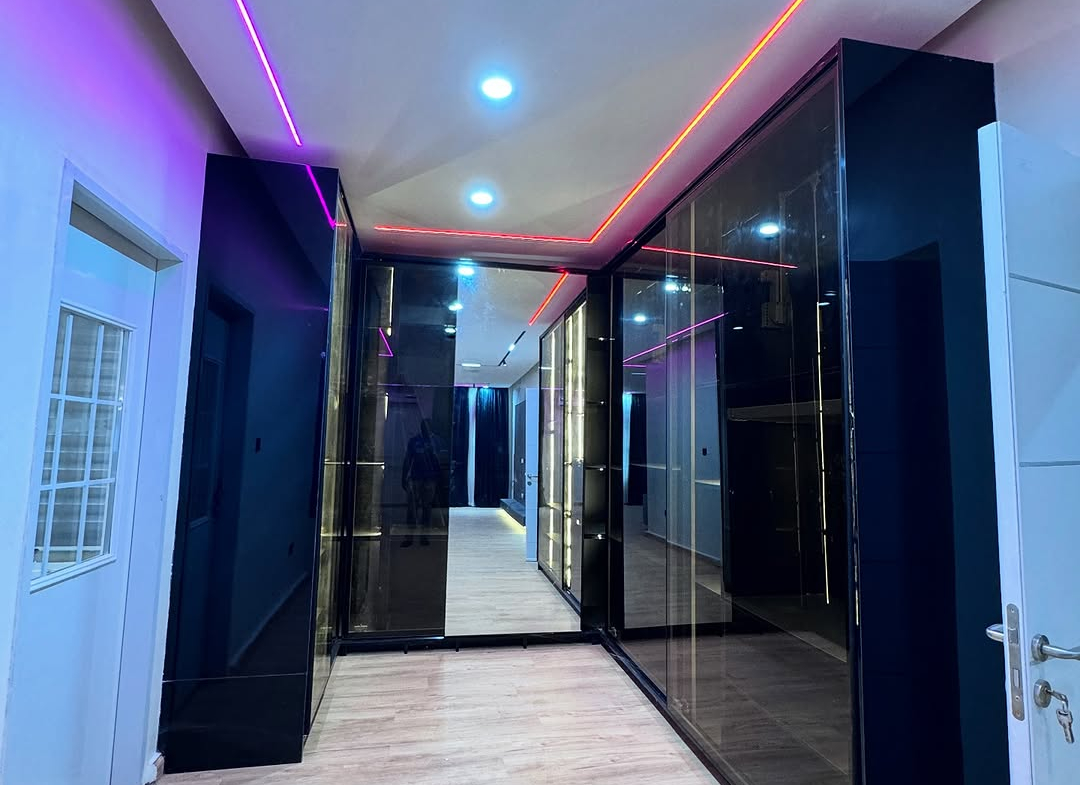5 Bedroom Duplex for Sale in Guzape (Ref: 00041) walk in closest