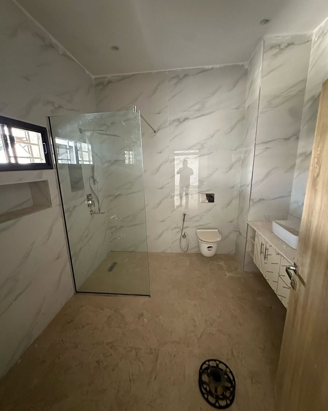 4 Bedroom Terrace Duplex for Sale in Katampe Extension (Ref: 00042) bathroom