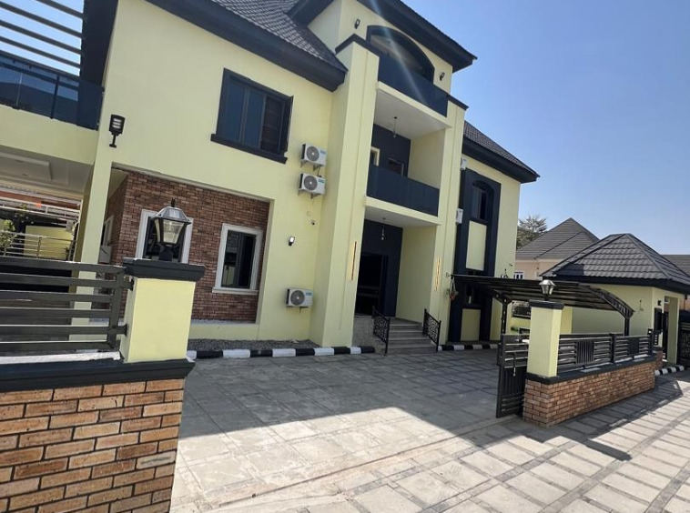 amonheights luxury rentals 20250221 12