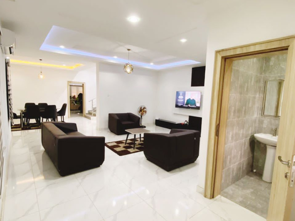 WhatsApp Image 2025 03 19 at 12.47.06 AM