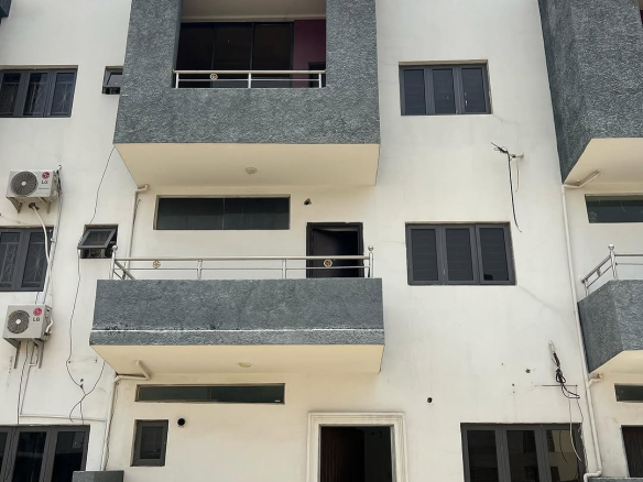 amonheights luxury rentals 20250404 2