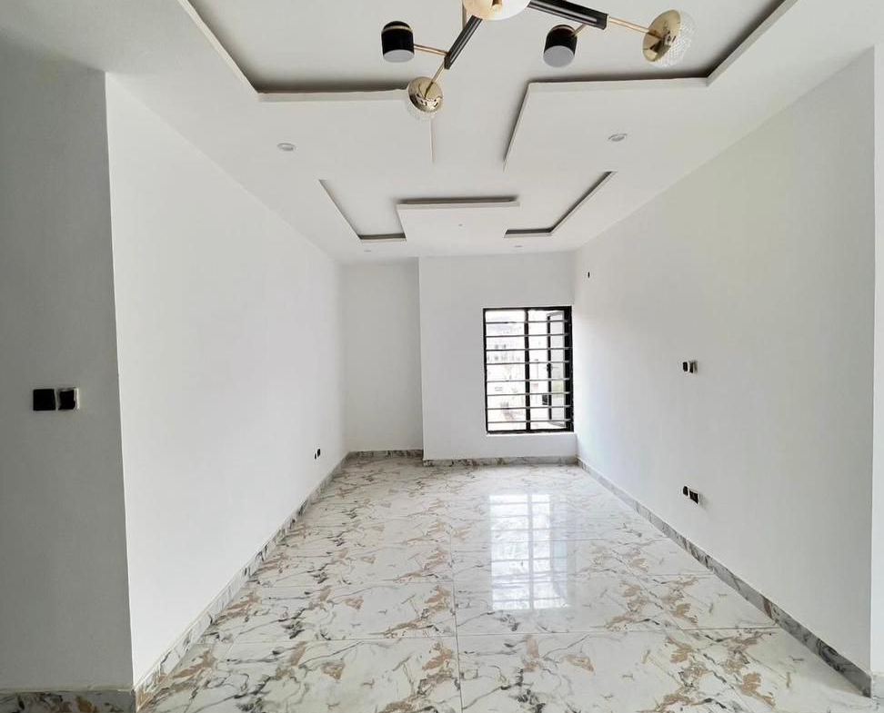 6-bedroom semi-detached duplex with BQ bedroom