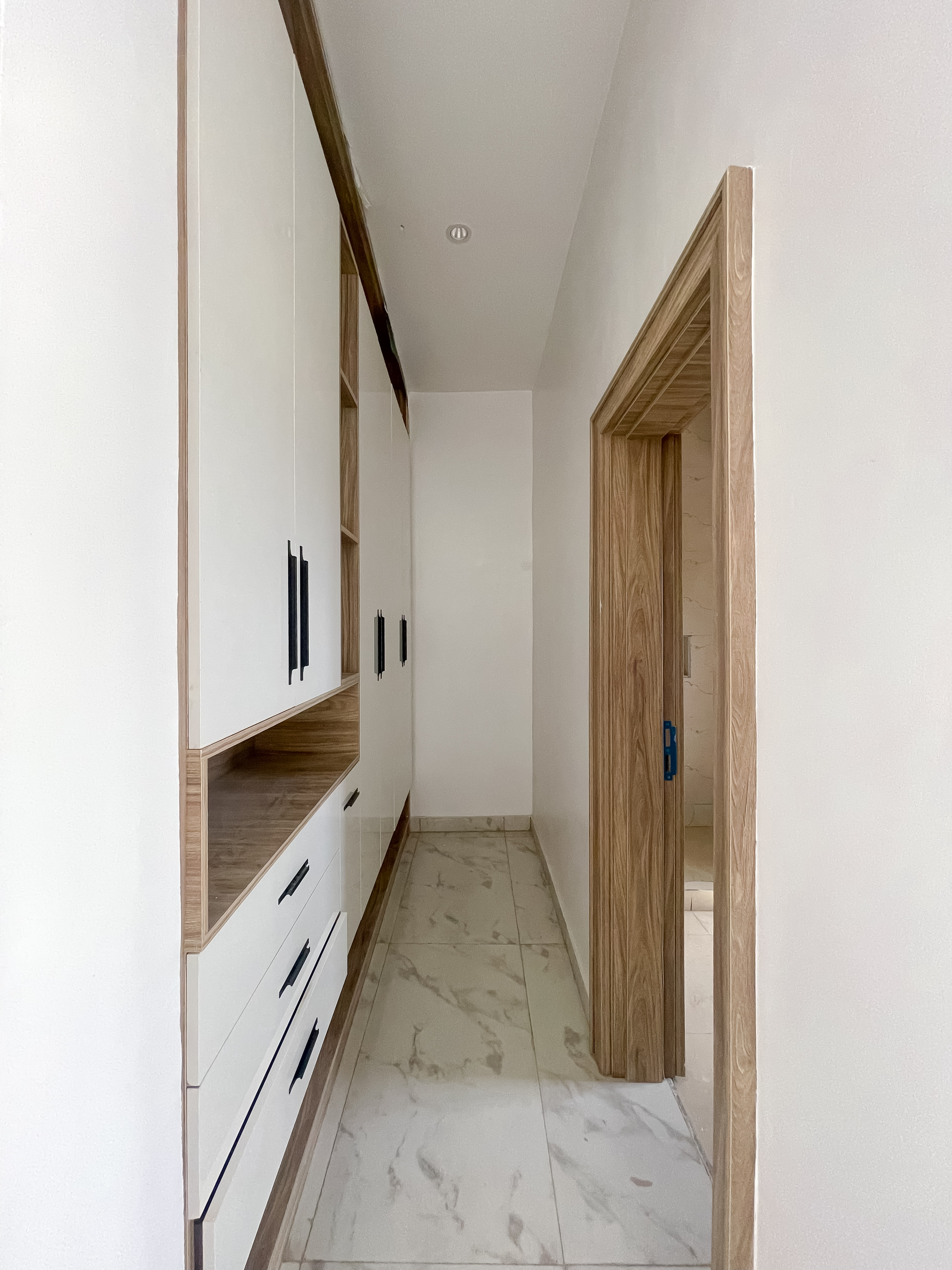 16 Units of 4-Bedroom Terraced Duplexes with BQ 9991