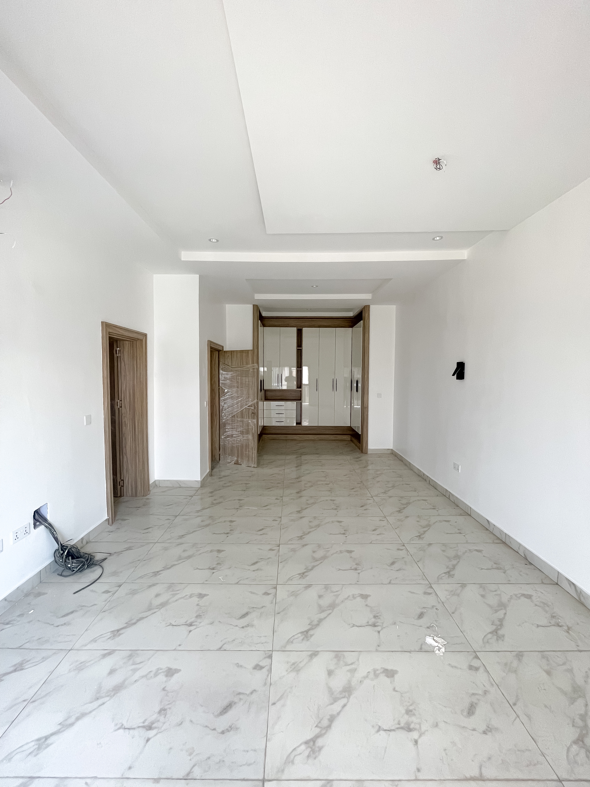 16 Units of 4-Bedroom Terraced Duplexes with BQ in 80993