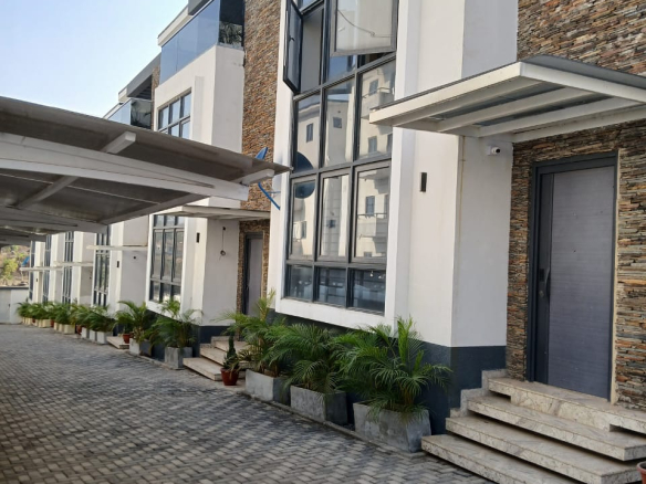 amonheights luxury rentals 20250611 178