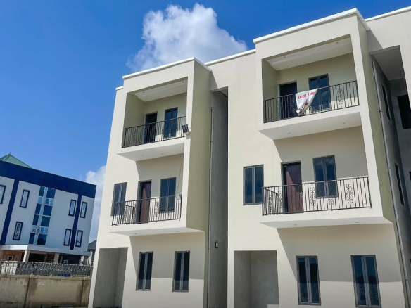 amonheights luxury rentals 20250618 1 1