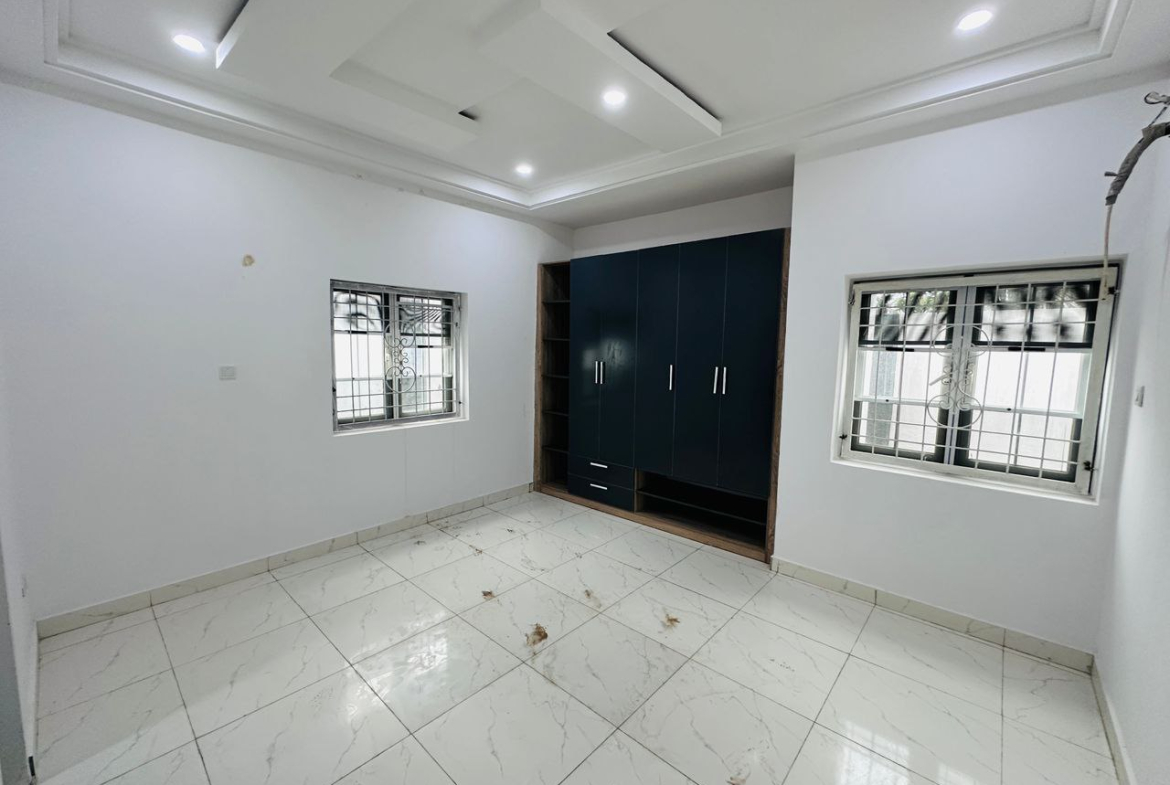 2 bedroom flat (9 units) 📍 Gwarinpa Price 1.2 Billion 5% agency fee applies