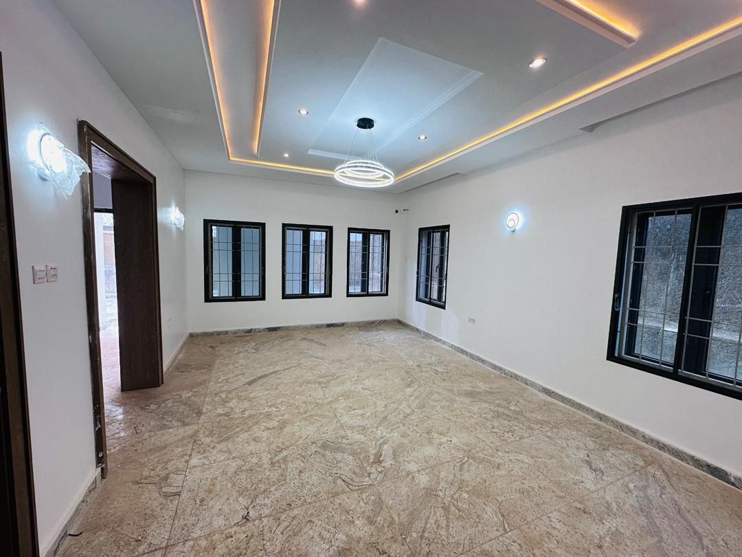 5-Bedroom Terrace Duplex with BQ for ₦230 M in Durumi | A.I Realent Global Resources 32 sitting room