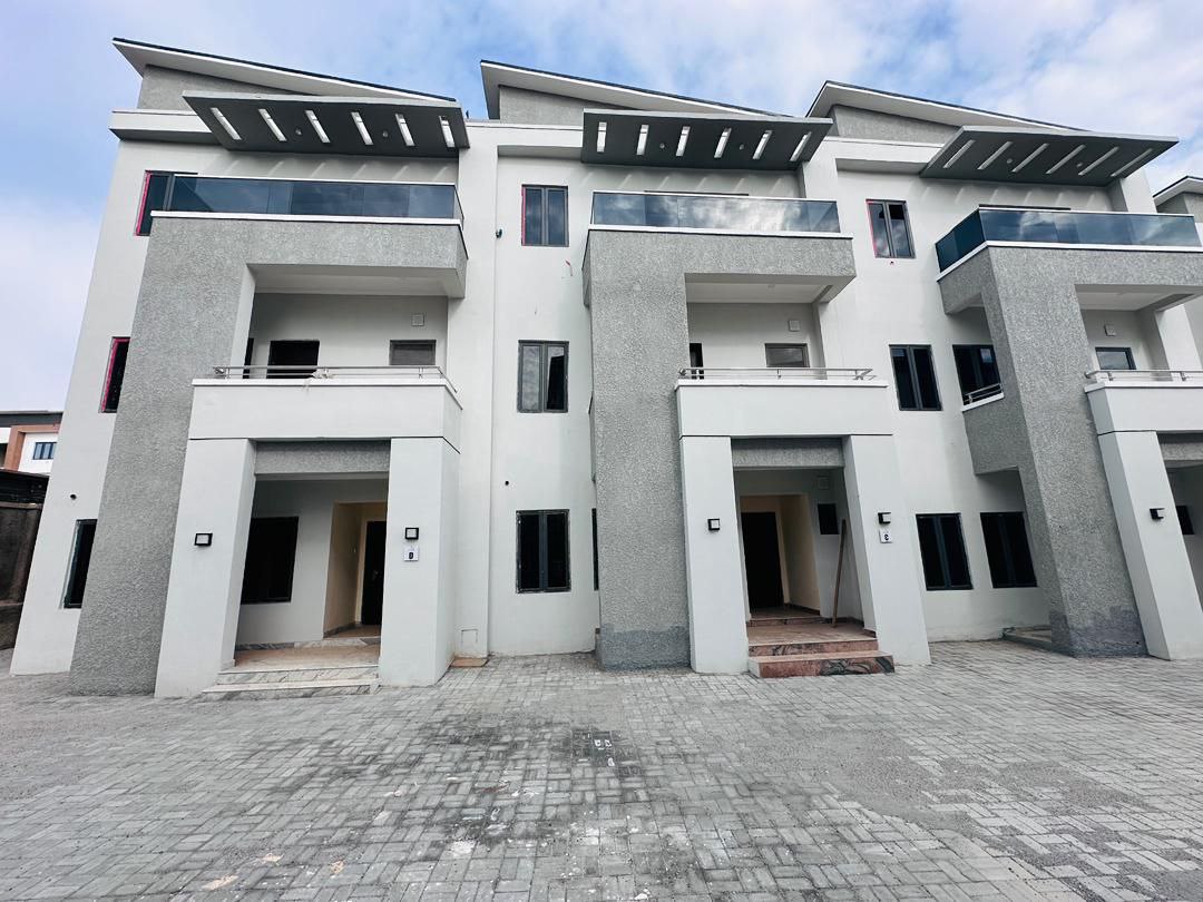 5-Bedroom Terrace Duplex with BQ for ₦230 M in Durumi | A.I Realent Global Resources in 212