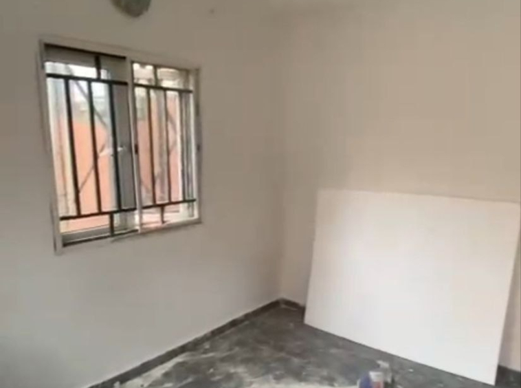 photo 5976814113759809897 y