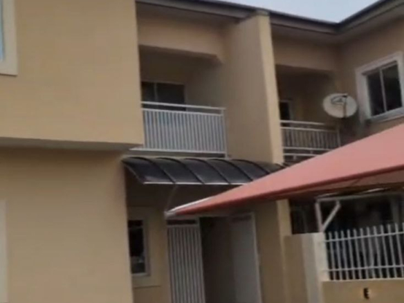 photo 5979065913573493455 y 1