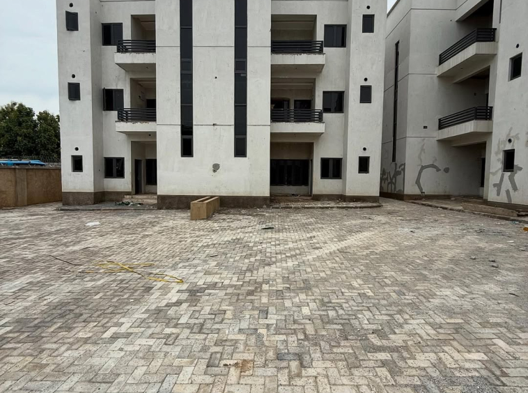 For Sale4 Bedroom Terrace Duplex1 Room Bq Location Katampe AbujaLandmark Deda Hospital 5 Min 10