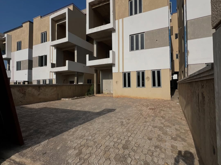 For Sale6 Bedroom Terrace Duplex Privately Gated1 Room Bq Location Guzape Abuja Tarred Roa 8