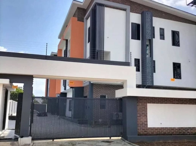 5874952238416383790 4