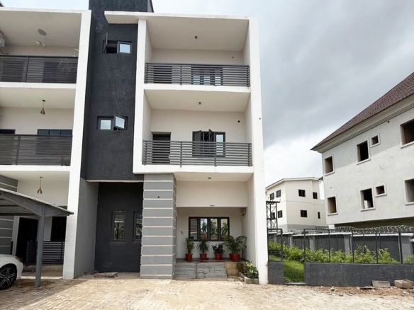 photo 5949680812486150108 y