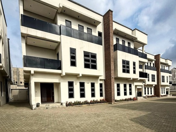 🏡 LUXURY SMART HOME FOR SALE 🏡📍 Asokoro Abuja✨ Brand New 6 Bedroom Smart Mansion 💡🚪Modern