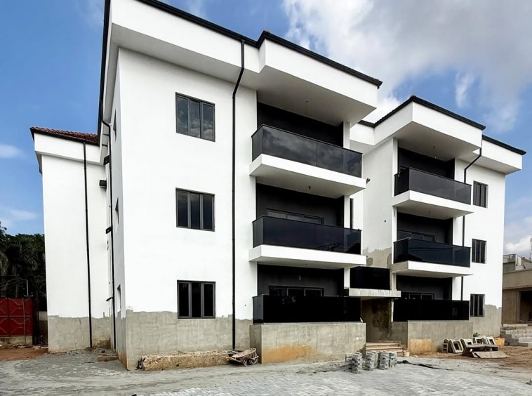 🔥FOR SALE 6 UNITS OF LUXURY APARTMENTS🔥📍 Wuse Abuja💰 ₦350M Each ₦2B for All🏷️ 5 PF app