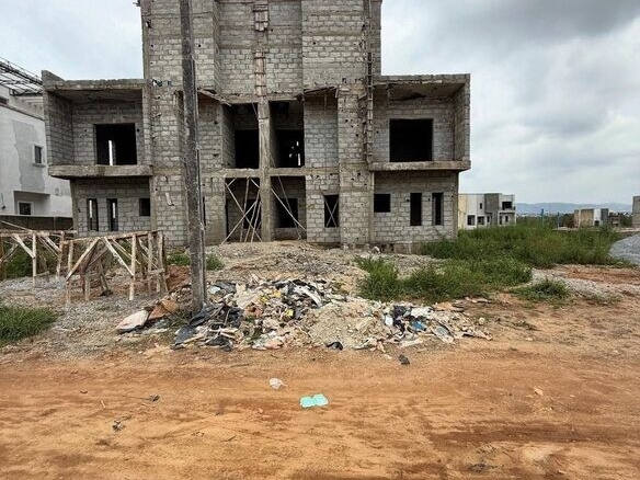 photo 6030691441946249981 y optimized 100