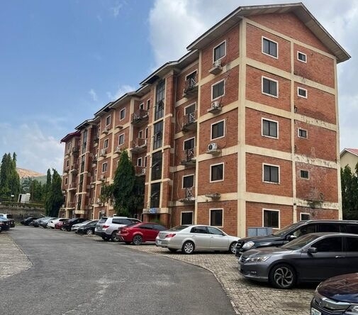 photo 6034856907392092996 y optimized 100