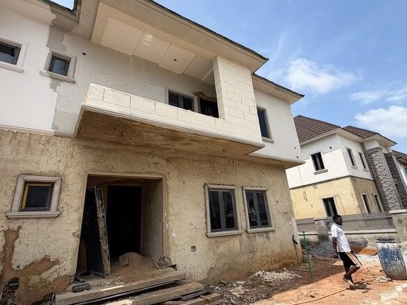 photo 6044039736449502107 y optimized 100