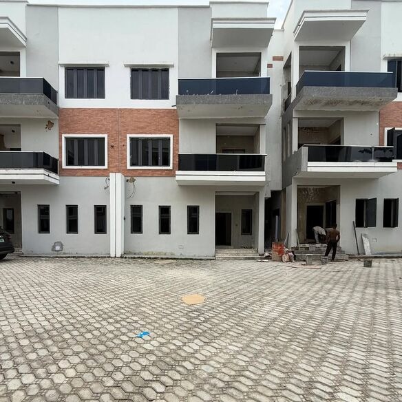 For Sale5 Bedroom Terrace Duplex1 Room BqLocation Garki by Area 11Price 380M Naira Net1 Unit a optimized 100