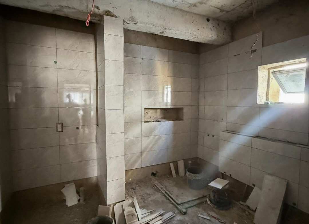 5 Bedroom Semi-Detached Duplex for Sale in Katampe toilet