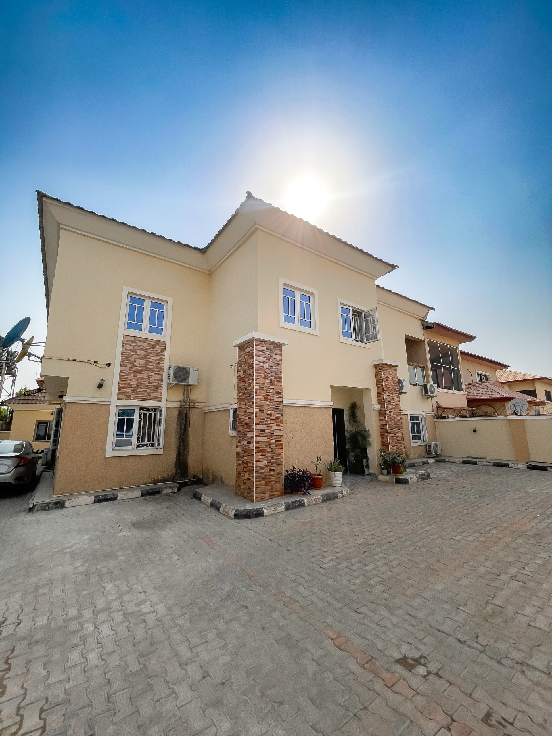 5 bedroom semi-detached duplex for sale in Gwarinpa Abuja