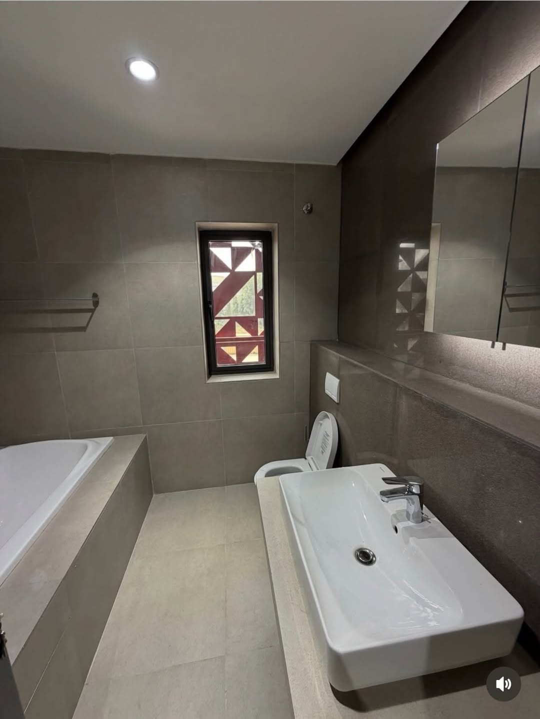 5 Bedroom Duplex for Sale in Jahi Abuja