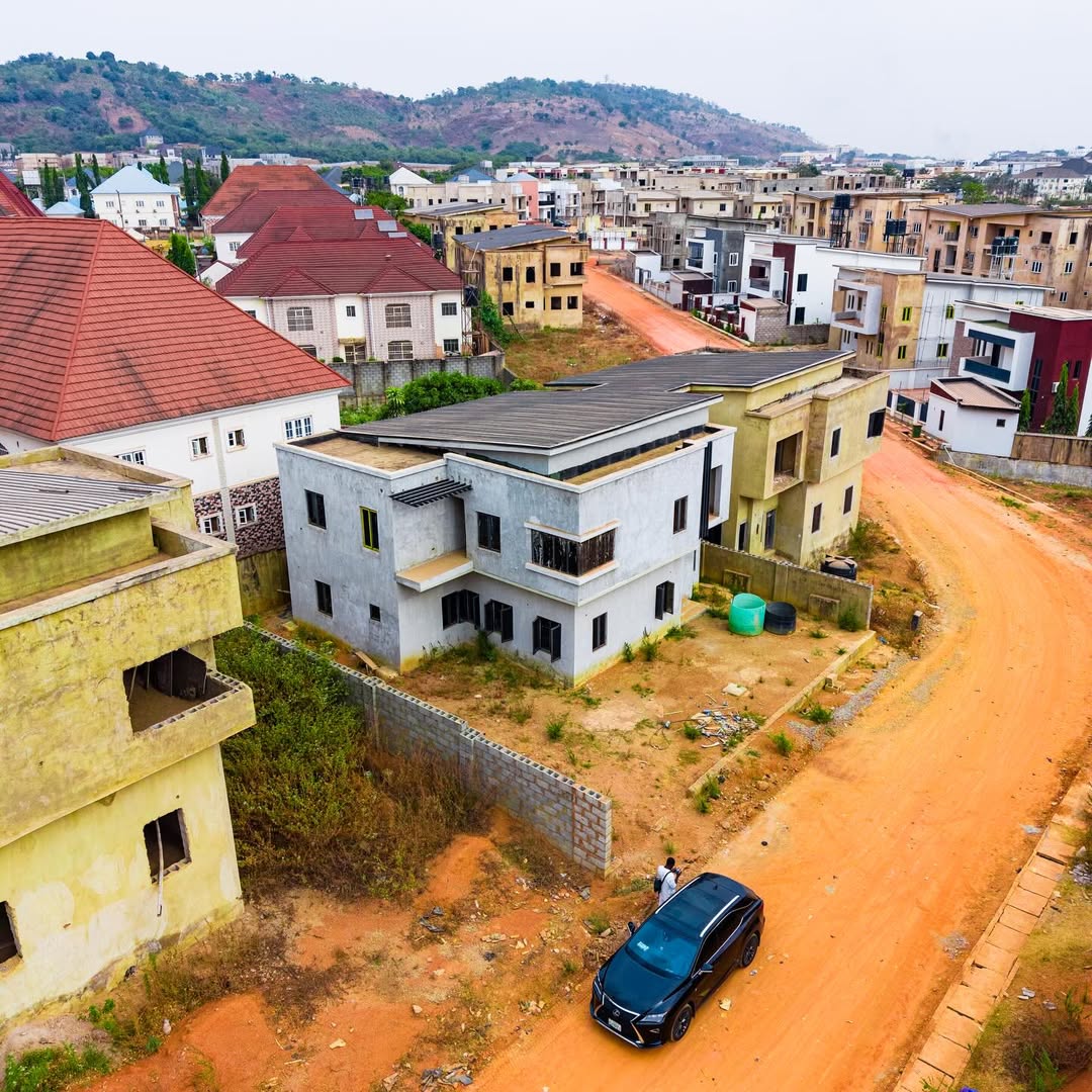 4 Bedroom Semi-Detached Duplex for Sale in Lifecamp Abuja