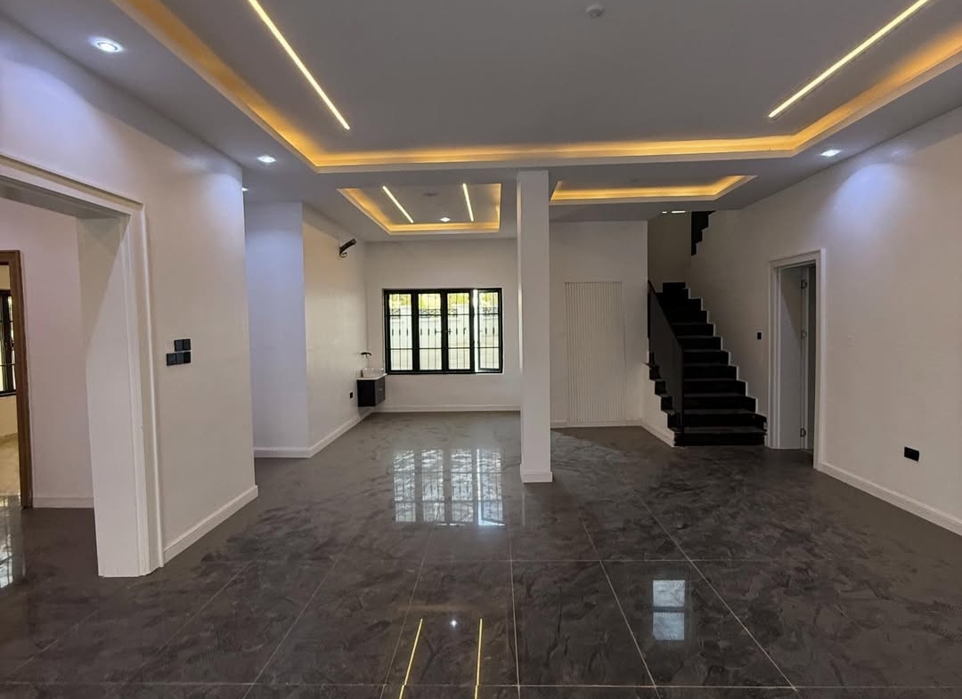 7 Bedroom Detached Duplex for Sale in Asokoro Abuja